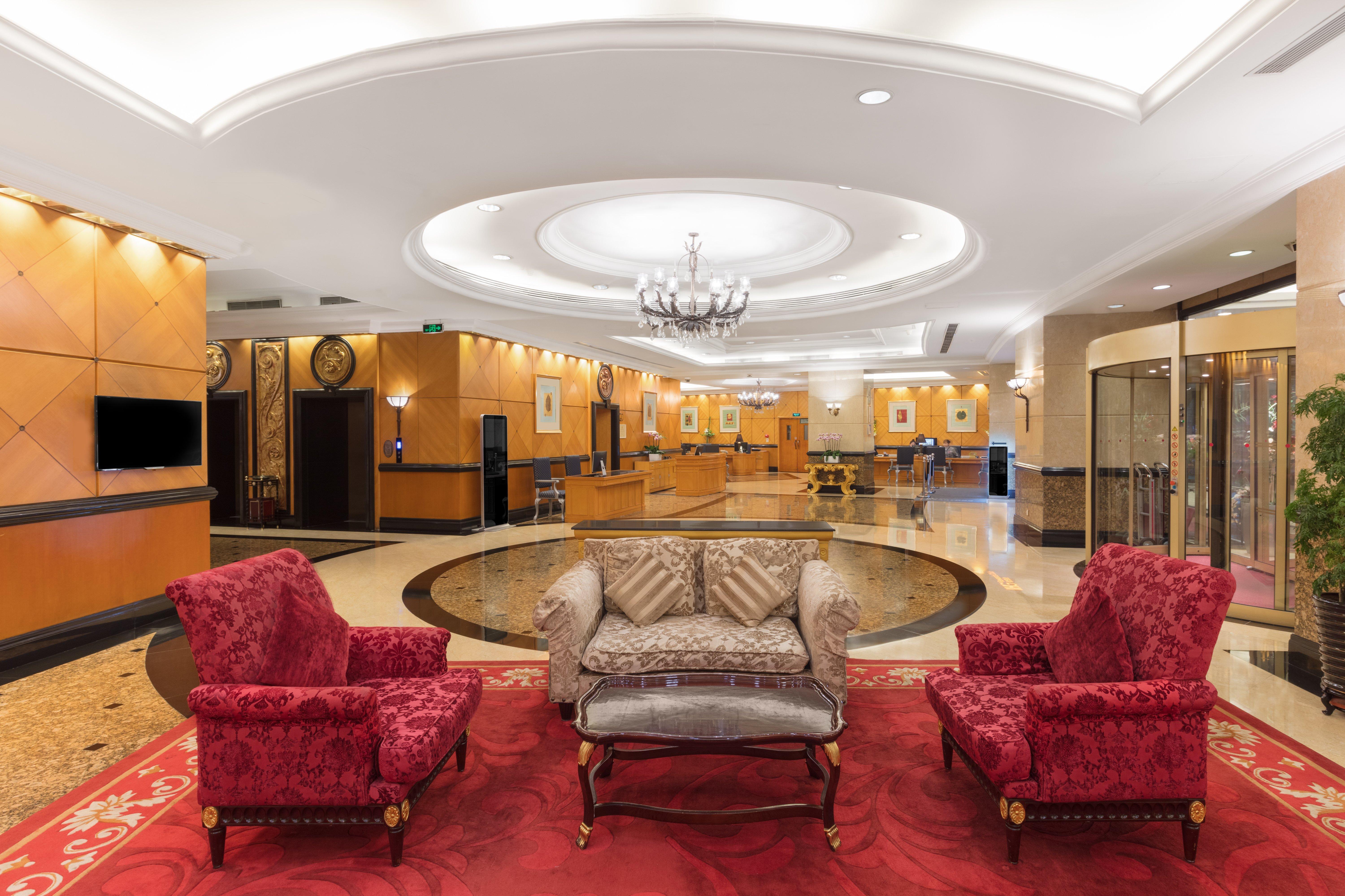 Crowne Plaza Hotel & Suites Landmark Shenzhen By Ihg - Nearby Luohu Border, Indoor Heated Swimming Pool, Complimentary Welcome Drink Exteriör bild
